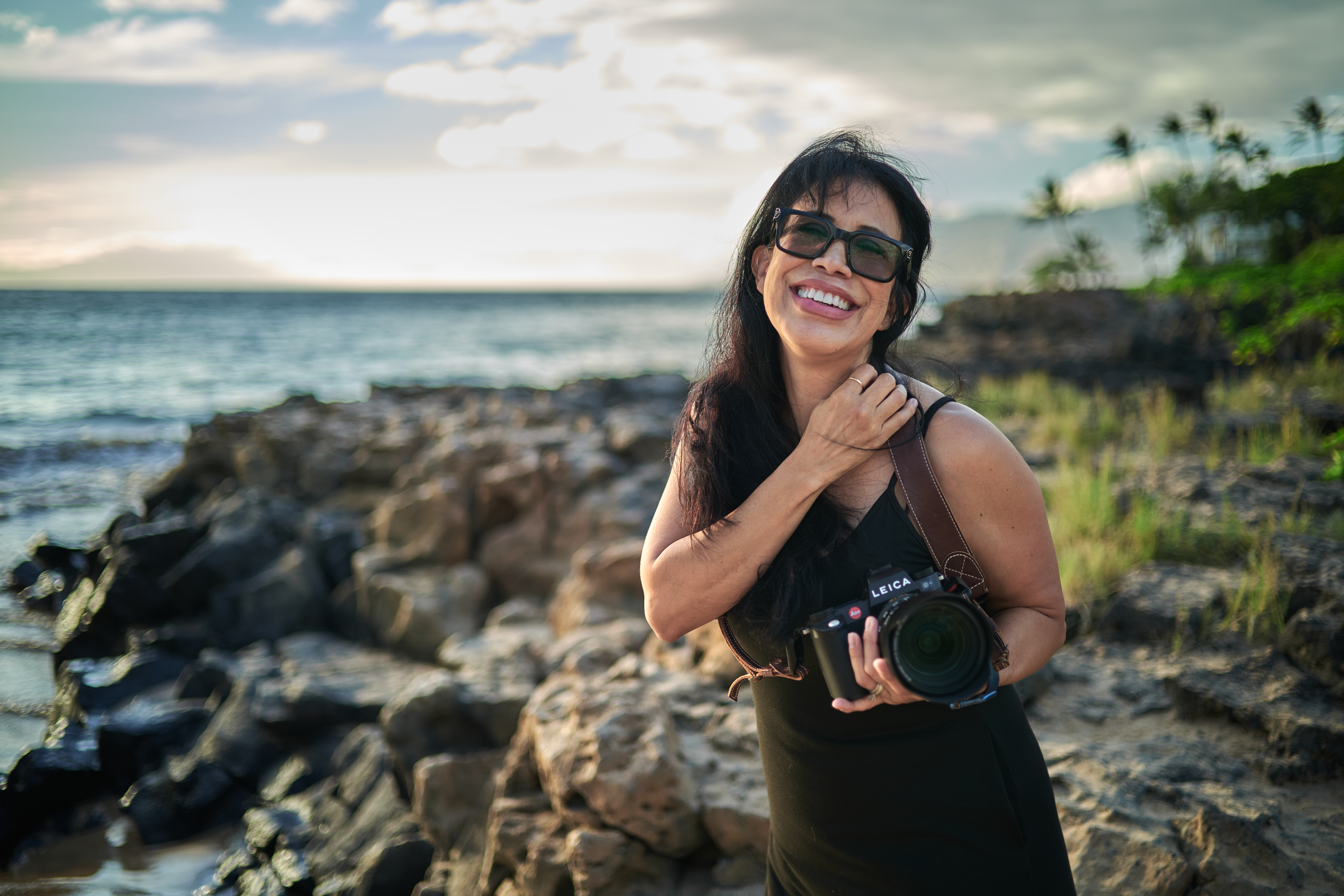 Jude Balter photographing with her Leica camera