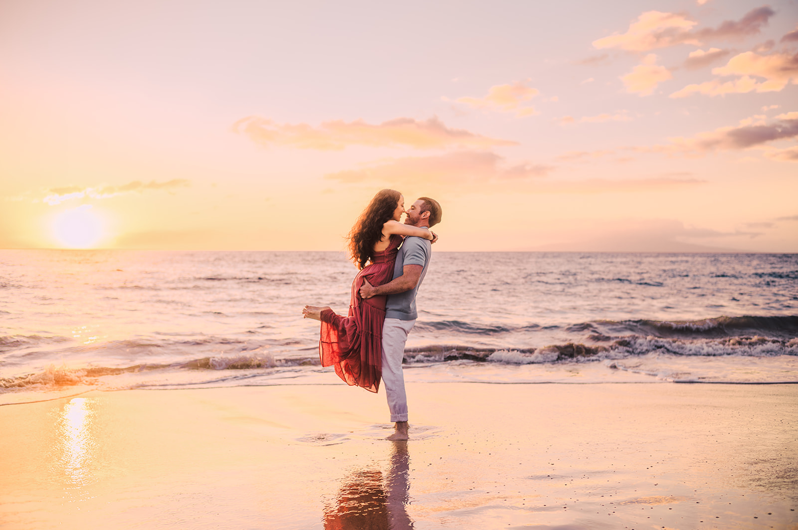 A couples photography session in Maui