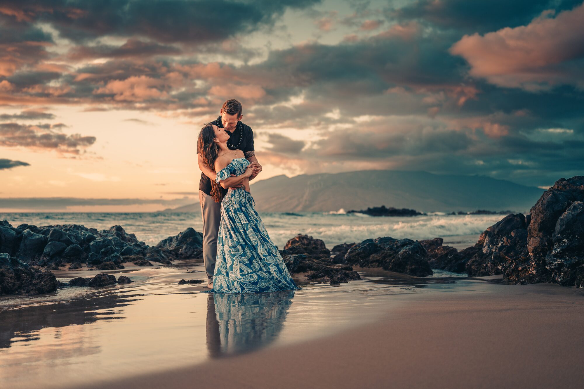 A cinematic sunset portrait session in Wailea, Maui