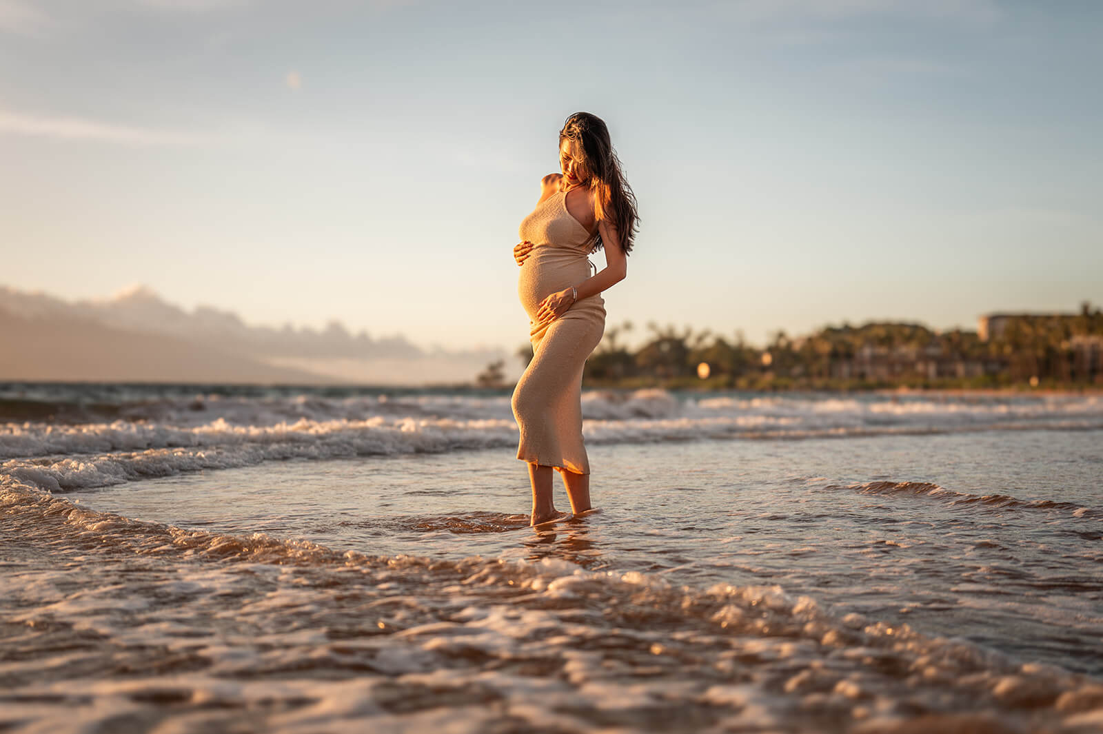 Romantic oceanfront dining in Wailea